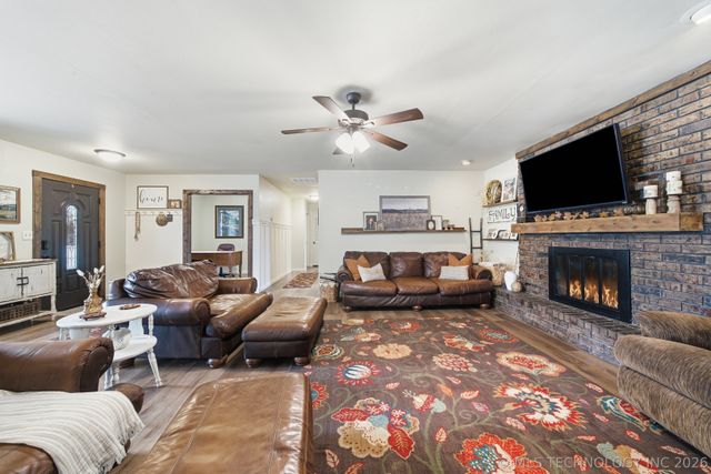 30439 E 143rd Street S, Coweta, OK 74429