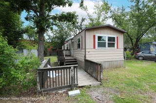 414 Joslen Boulevard 19, Hudson, NY 12534