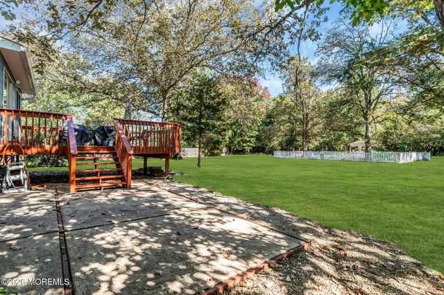 4 Denise Court, Somerset, NJ 08873