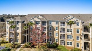 7801 POINT MEADOWS Drive, 8202, Jacksonville, FL 32256