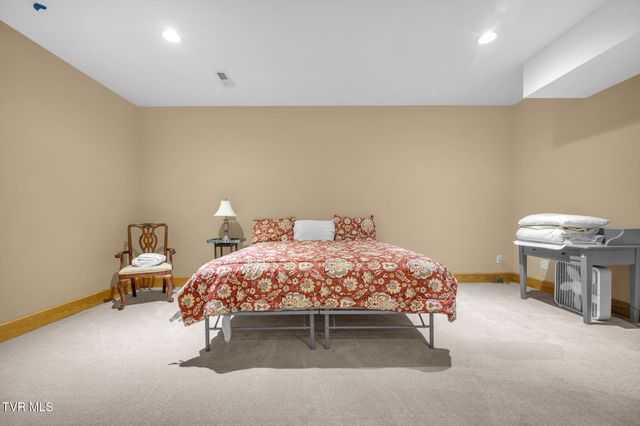 1869 Dry Hill Road, Butler, TN 37640