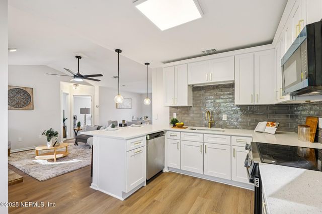 6683 LANA Lane, Jacksonville, FL 32244