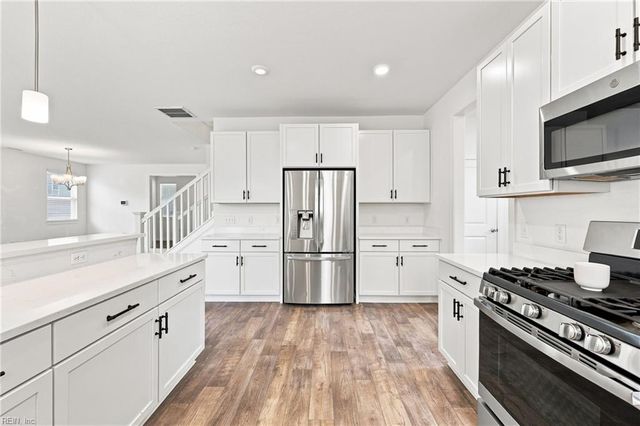 614 Middleton WAY, Chesapeake, VA 23322