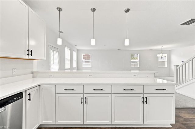 614 Middleton WAY, Chesapeake, VA 23322