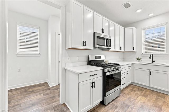 614 Middleton WAY, Chesapeake, VA 23322