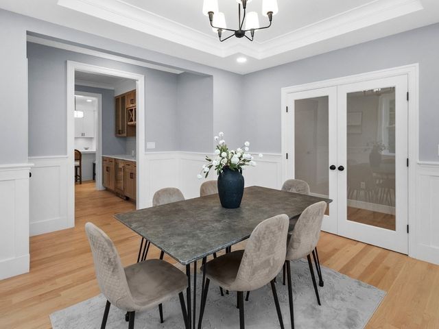 113 Warwick Avenue, Waltham, MA 02452