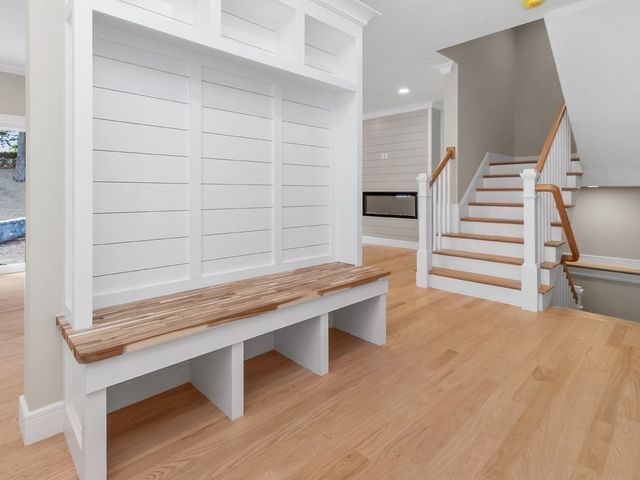 113 Warwick Avenue, Waltham, MA 02452