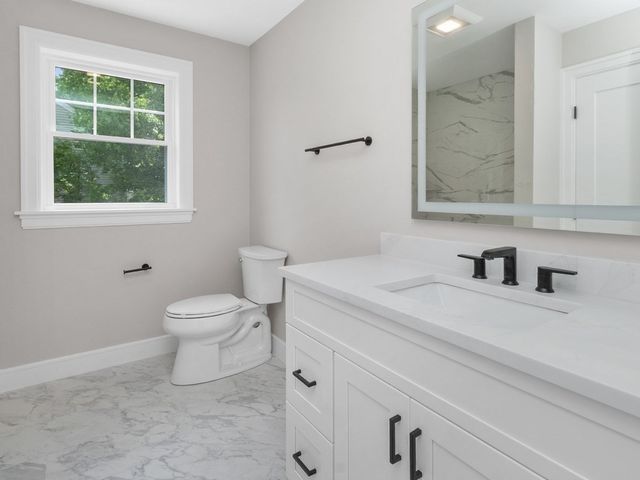 113 Warwick Avenue, Waltham, MA 02452