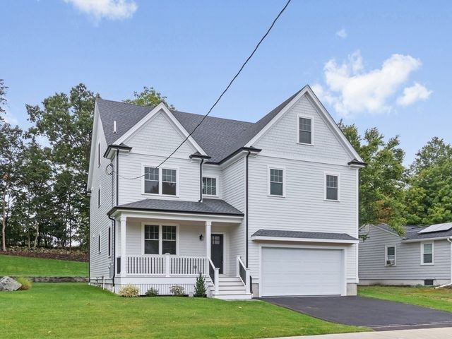 113 Warwick Avenue, Waltham, MA 02452
