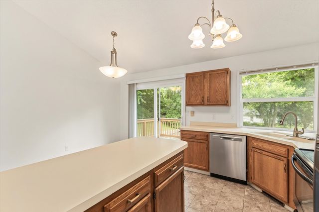 1451 20th Street, West Des Moines, IA 50265