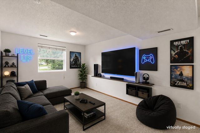 1451 20th Street, West Des Moines, IA 50265
