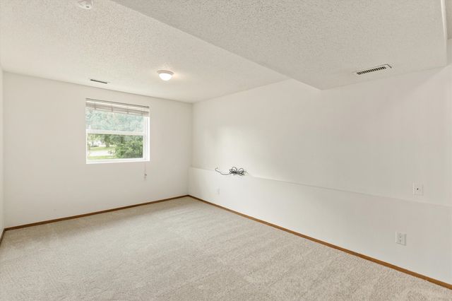 1451 20th Street, West Des Moines, IA 50265