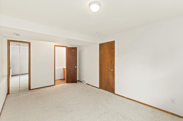 1451 20th Street, West Des Moines, IA 50265