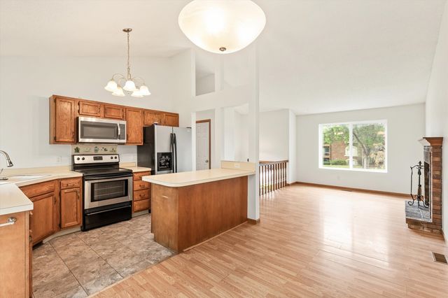 1451 20th Street, West Des Moines, IA 50265