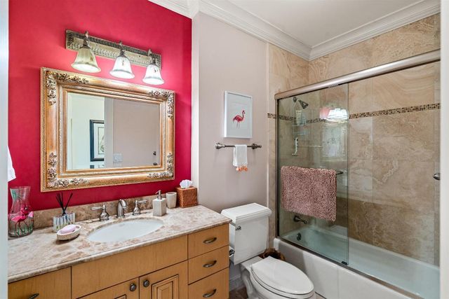 5900 Old Ocean Boulevard B5, Ocean Ridge, FL 33435