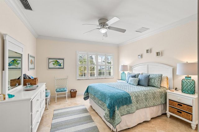 5900 Old Ocean Boulevard B5, Ocean Ridge, FL 33435