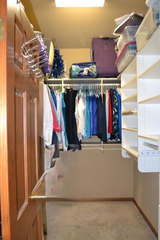 8530 W Woodfield COURT, Franklin, WI 53132