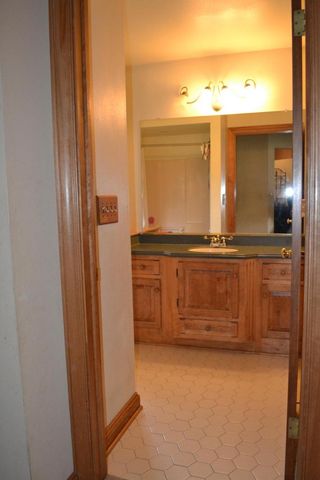 8530 W Woodfield COURT, Franklin, WI 53132