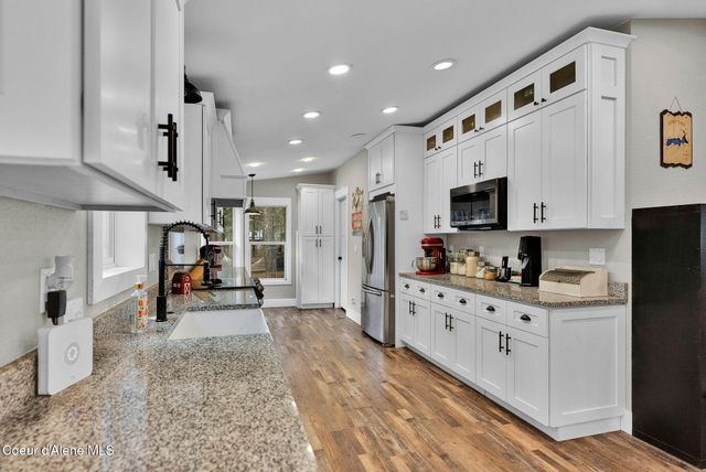 2489 Clagstone RD, Spirit Lake, ID 83869