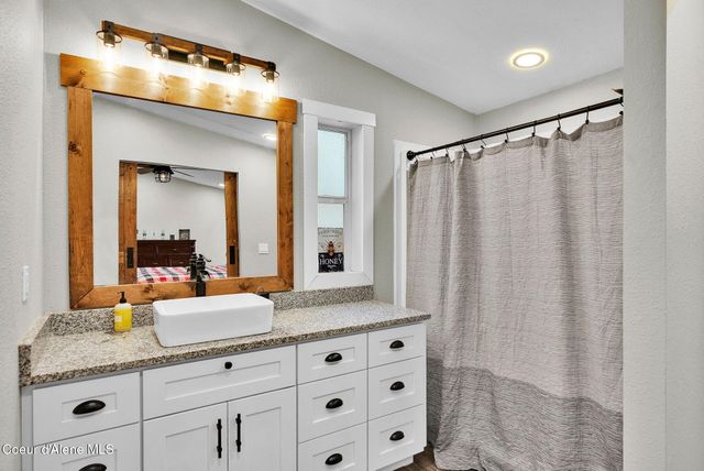 2489 Clagstone RD, Spirit Lake, ID 83869