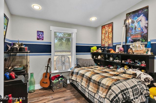 2489 Clagstone RD, Spirit Lake, ID 83869