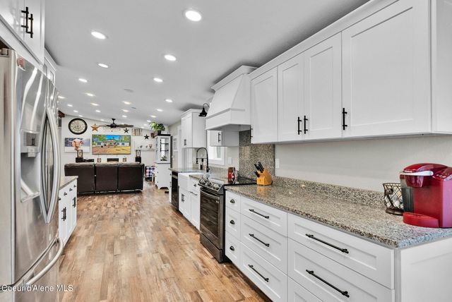 2489 Clagstone RD, Spirit Lake, ID 83869