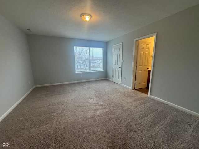 3971 Waterfield Drive, Indianapolis, IN 46235