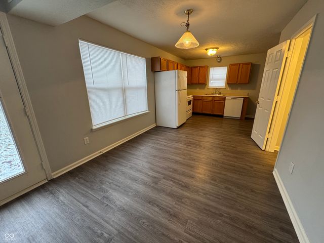 3971 Waterfield Drive, Indianapolis, IN 46235