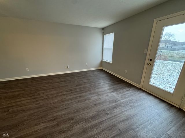 3971 Waterfield Drive, Indianapolis, IN 46235