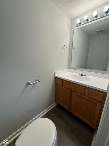 3971 Waterfield Drive, Indianapolis, IN 46235