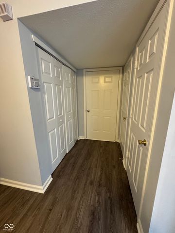 3971 Waterfield Drive, Indianapolis, IN 46235