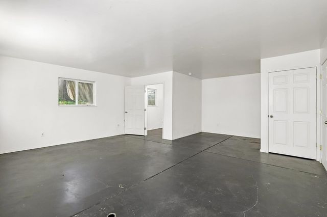 10819 Walker Dr, Grass Valley, CA 95945