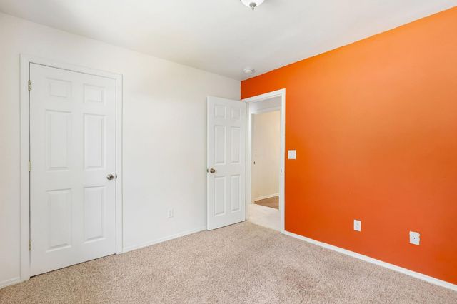 10819 Walker Dr, Grass Valley, CA 95945