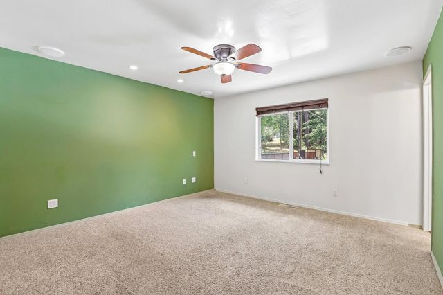 10819 Walker Dr, Grass Valley, CA 95945