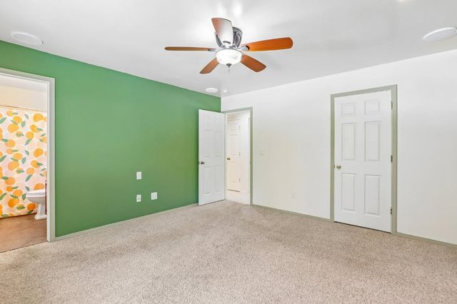 10819 Walker Dr, Grass Valley, CA 95945