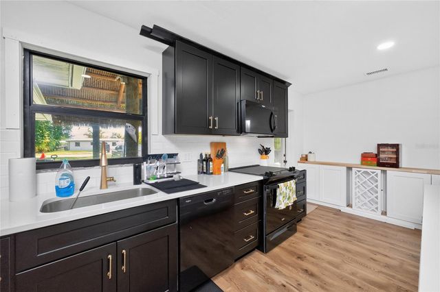 409 W ANN STREET, Punta Gorda, FL 33950