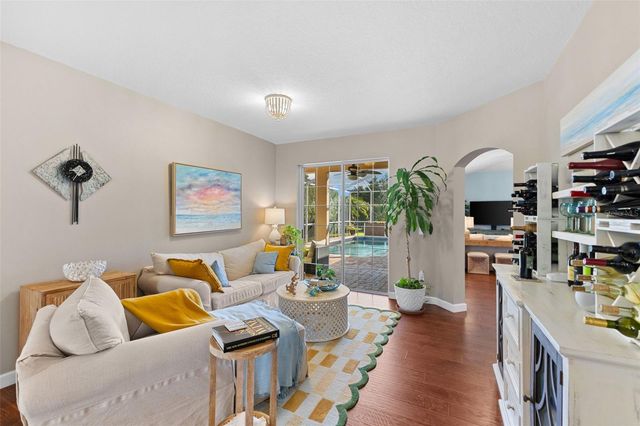 10509 WEYBRIDGE DRIVE, Tampa, FL 33626