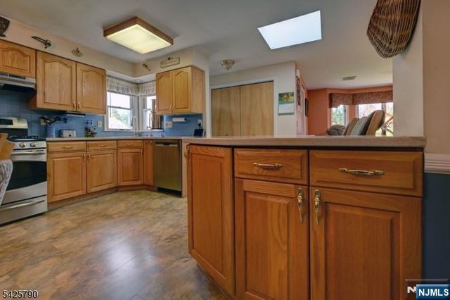 348 Boulevard, Pequannock Township, NJ 07444