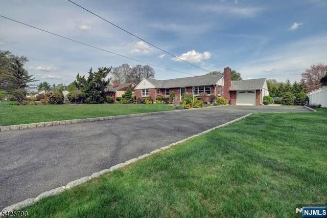 348 Boulevard, Pequannock Township, NJ 07444