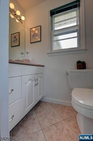 348 Boulevard, Pequannock Township, NJ 07444