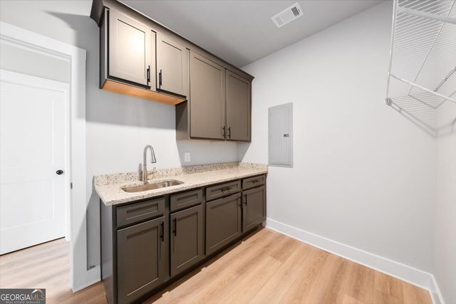 202 Railroad Street, Gray, GA 31032