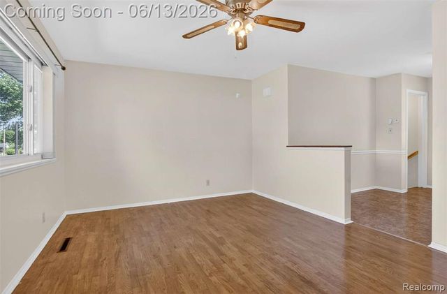 4141 Bristolwood Drive, Flint, MI 48507