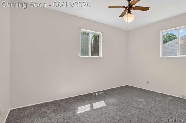 4141 Bristolwood Drive, Flint, MI 48507
