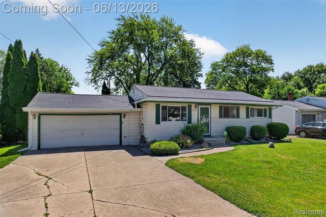 4141 Bristolwood Drive, Flint, MI 48507
