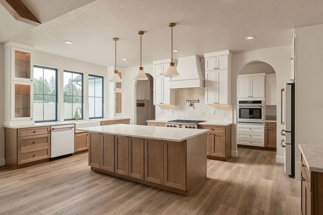 10809 E 36th Dr, Spokane Valley, WA 99206