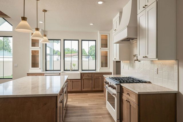 10809 E 36th Dr, Spokane Valley, WA 99206