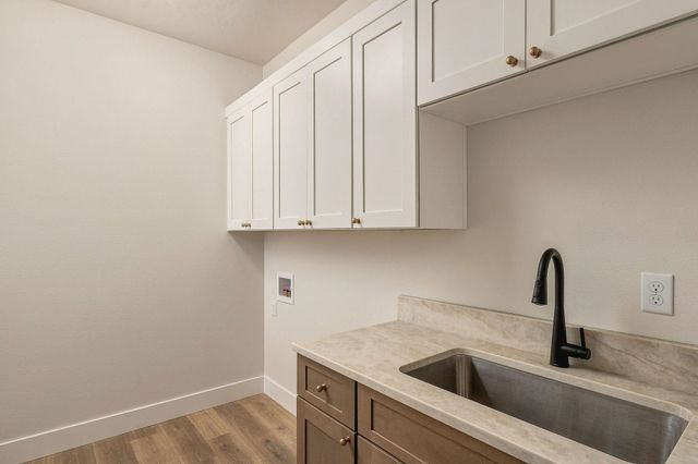 10809 E 36th Dr, Spokane Valley, WA 99206