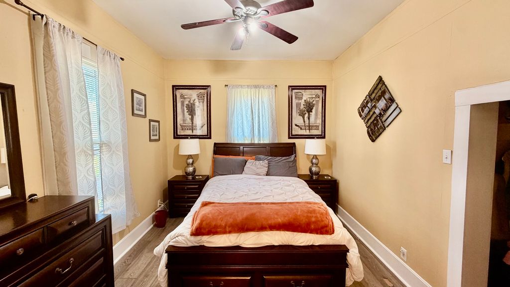 Image 13 of property listing at 521 S Cherry Street, Centralia, IL 62801