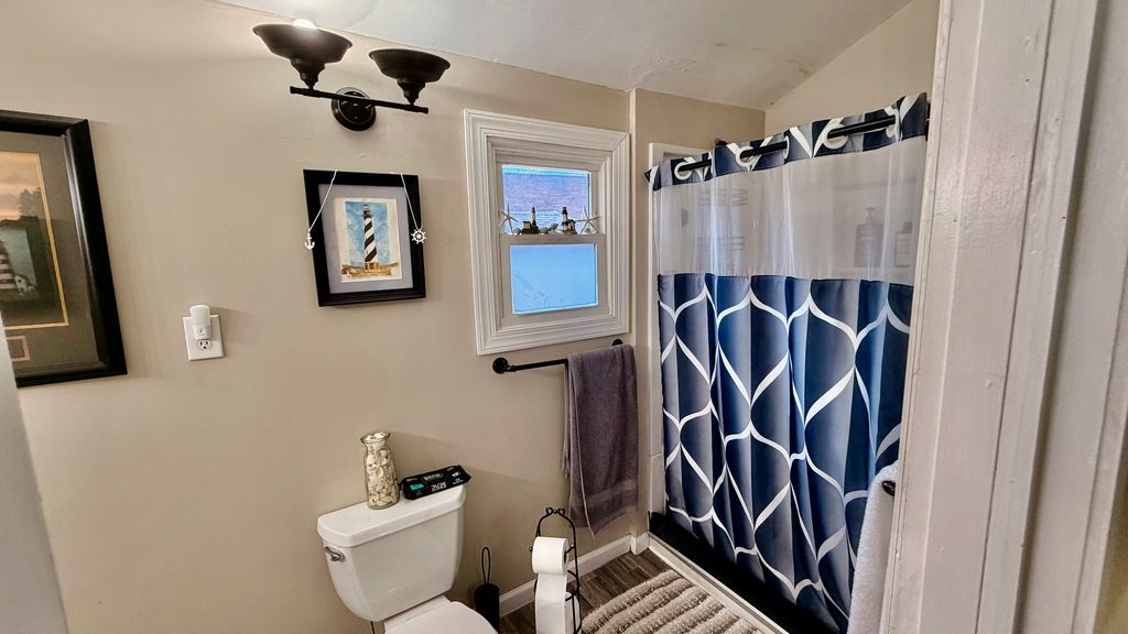 Image 16 of property listing at 521 S Cherry Street, Centralia, IL 62801