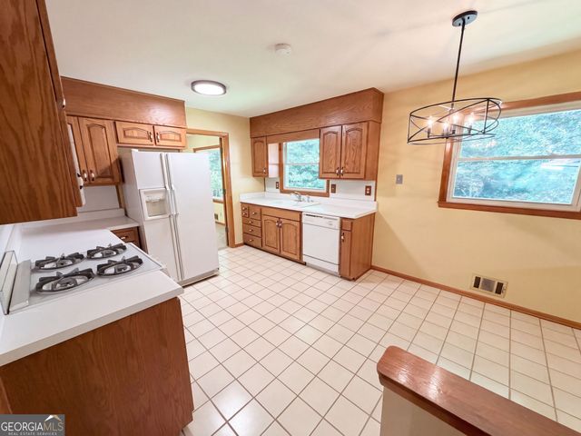 3607 Santa Fe Trail, Atlanta, GA 30340